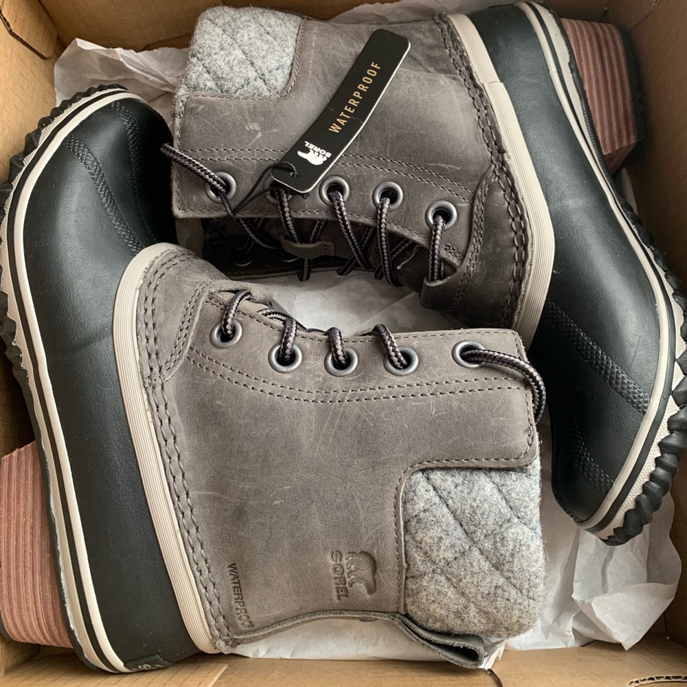 *BRAND NEW* Sorel Slimpack ll boot